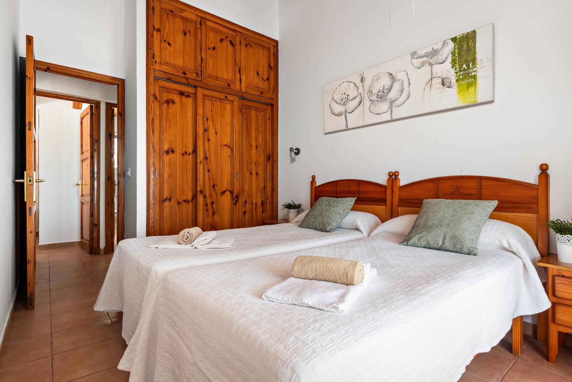 Villa Los Pinos Son Bou Exterior photo