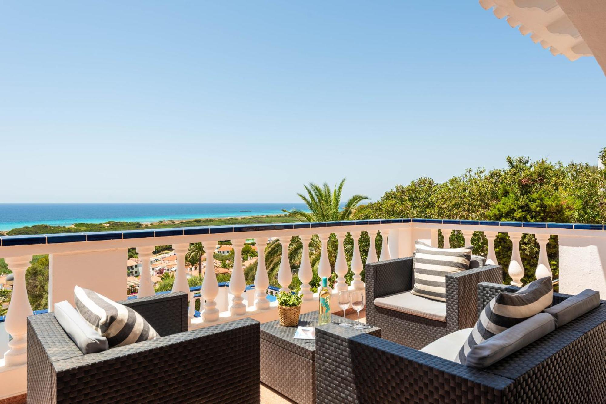 Villa Los Pinos Son Bou Exterior photo