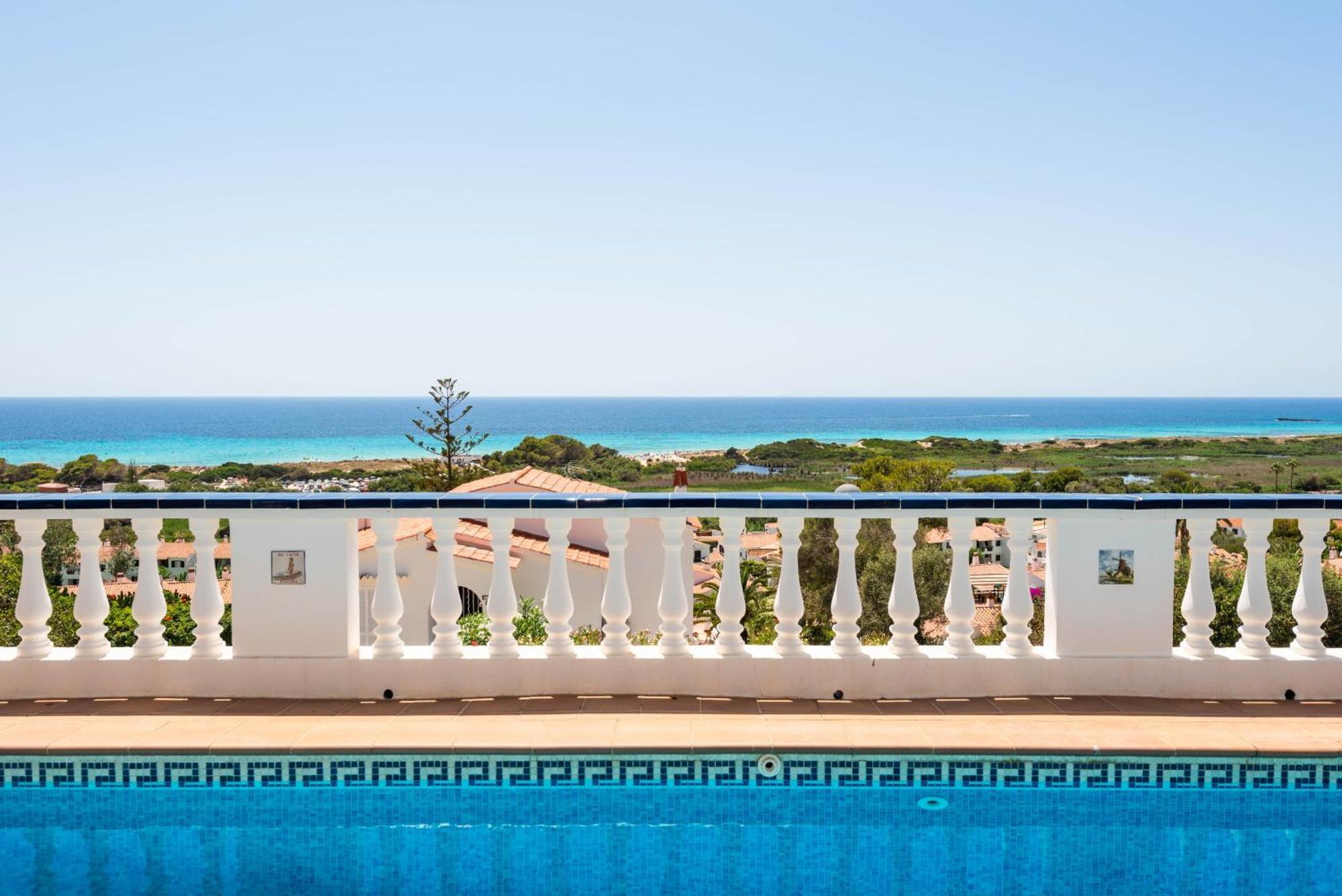 Villa Los Pinos Son Bou Exterior photo